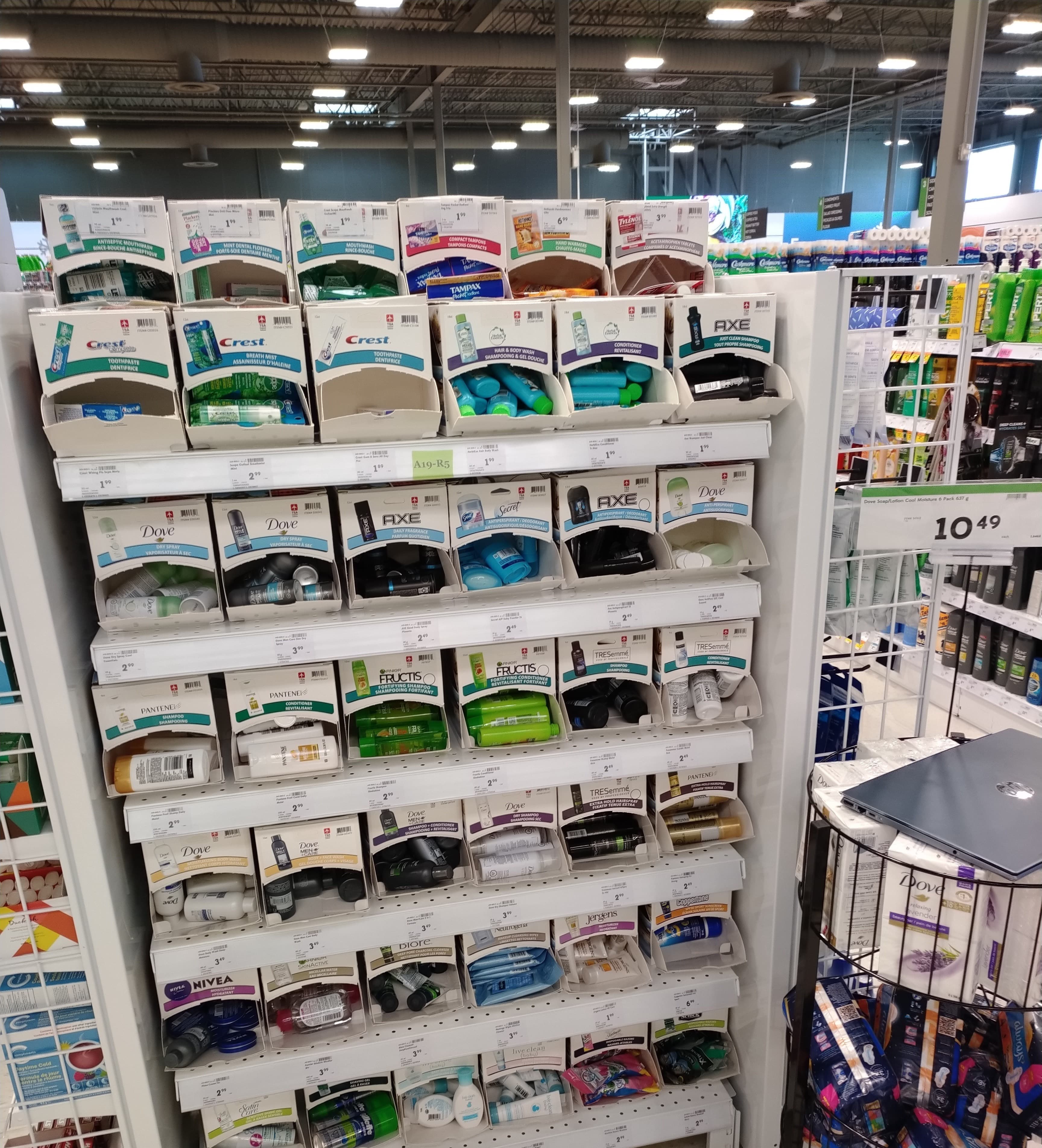 A real Gravity Pack trial & travel section set in a Canadian store.